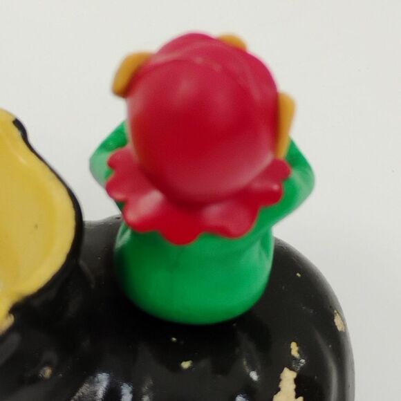 Vintage Elf Knee Hugging Leprechaun On Chalkware Boot Ireland 1975 - Picture 13 of 16